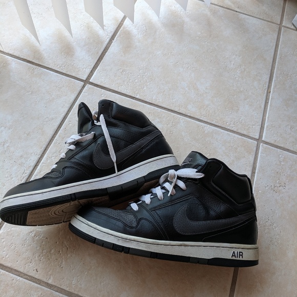 Air Nike High tops black white sneakers sz 12 - Picture 4 of 6
